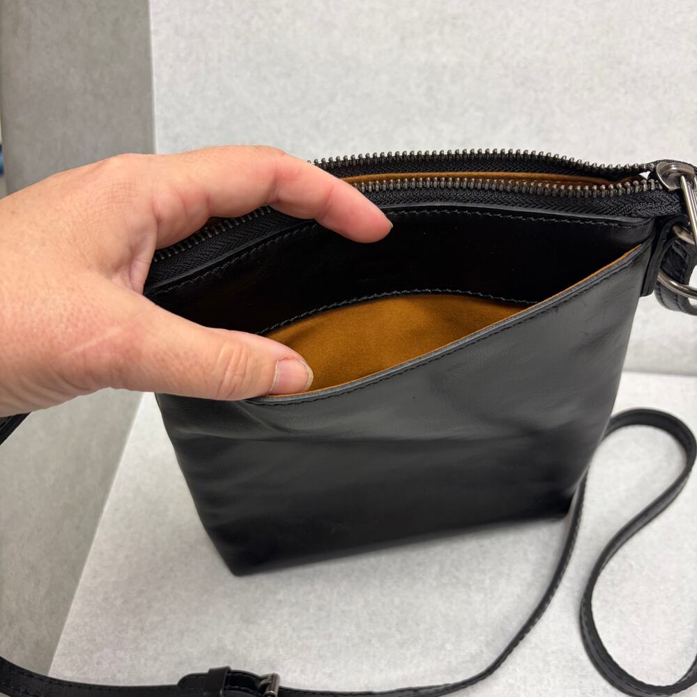 Patricia Nash Black Leather Organizer Messenger Crossbody Minimalist Quiet Lux - Picture 5 of 9